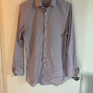 Perry Ellis Portfolio Men's Purple/Lilac Dress Shirt Size M. Slim Fit 15.5.34/35